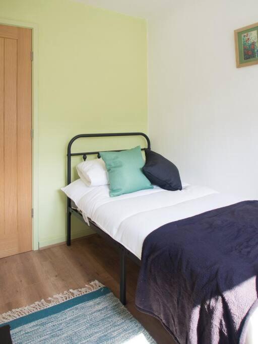 Diamond House - 3 Bedroom House *