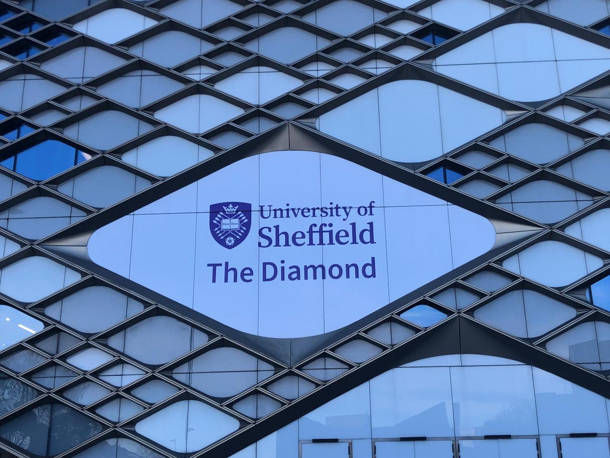 Diamond House - 3 Bedroom House Sheffield